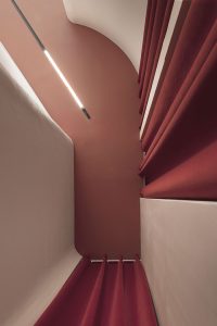 طراحی فروشگاه لباس زنانه